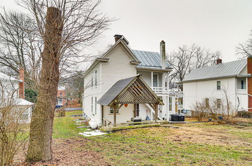 Photo 4 - Restored Virginia Victorian: 10 Mi to Harrisonburg