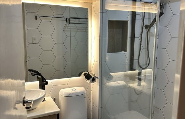 COZI modern loft suite at BGC - Foto 36