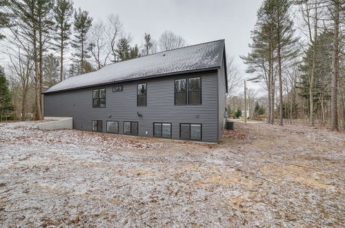 Photo 4 - Fennville Vacation Rental: Short Walk to Beach