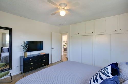 Photo 11 - Airy Long Beach Condo Rental: 2 Mi to Ocean