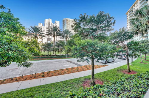 Foto 26 - Condo in Sunny Isles 1 min to the beach