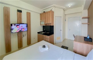 Photo 3 - Comfort Living Studio At 20Th Floor Green Pramuka City Apartment
