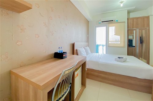 Foto 18 - Comfort Living Studio At 20Th Floor Green Pramuka City Apartment