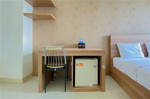 Photo 19 - Comfort Living Studio At 20Th Floor Green Pramuka City Apartment