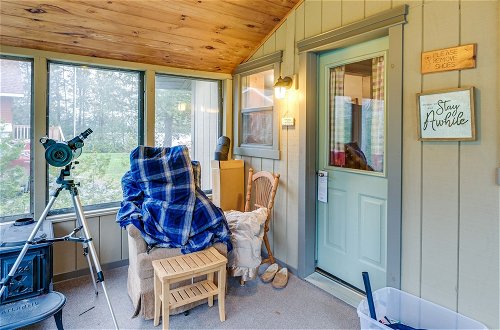 Photo 23 - Cozy Maine Cottage on Long Lake w/ Screened Porch