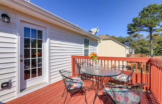 Photo 3 - Spacious Georgia Home w/ Deck, Grills & Fireplace