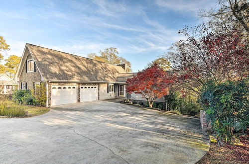 Photo 22 - Lake Hartwell Home w/ Private Dock & Hot Tub