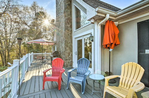 Photo 7 - Lake Hartwell Home w/ Private Dock & Hot Tub