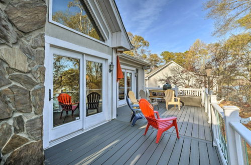 Photo 33 - Lake Hartwell Home w/ Private Dock & Hot Tub