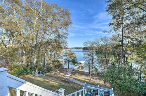 Photo 27 - Lake Hartwell Home w/ Private Dock & Hot Tub