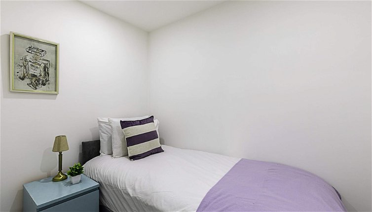 Photo 1 - Spacious and Beautiful Apartment In Hanwell