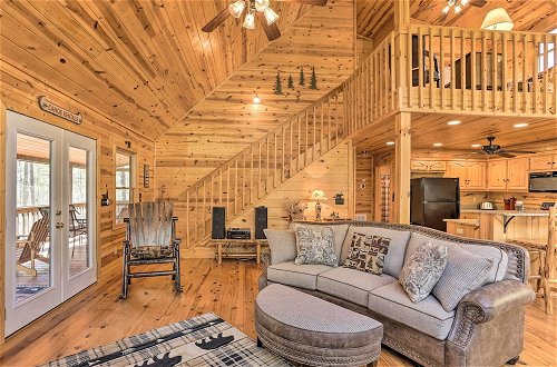 Foto 27 - Cozy Blue Ridge Cabin w/ Sauna & Trail Access