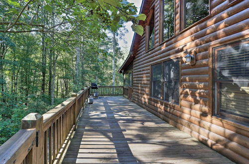 Foto 23 - Cozy Blue Ridge Cabin w/ Sauna & Trail Access