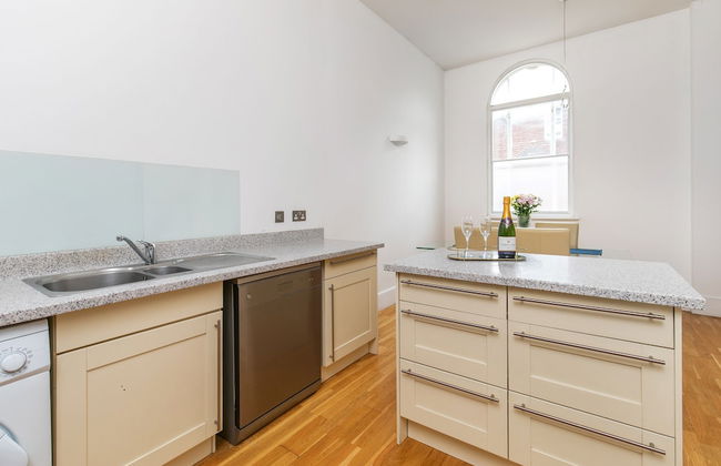 Unique Property in the Heart of Winchester - Foto 9