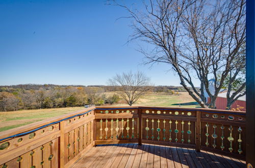 Foto 10 - Historic Atchison Farmhouse w/ Patio Near Downtown