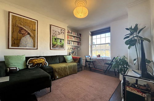 Photo 7 - Contemporary 2BD Flat W/shared Garden Deptford