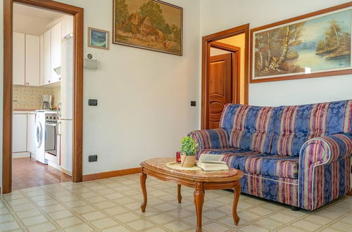 Photo 13 - Charming 4-bedroom House in Limonta