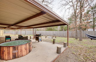 Photo 2 - Yantis Home w/ Hot Tub - Near Lake Fork Fishing