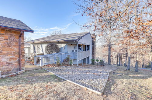 Photo 17 - Charming Bella Vista Townhome Near Lake Windsor