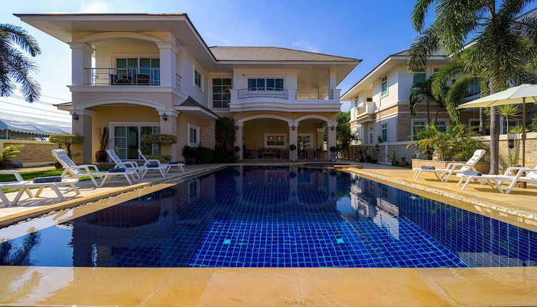 Foto 1 - Luxurious 5-Bed Private Pool Villa - PV5