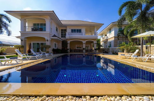 Foto 1 - Luxurious 5-Bed Private Pool Villa - PV5