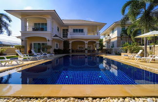 Foto 1 - Luxurious 5-Bed Private Pool Villa - PV5