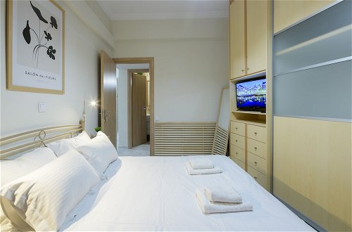 Photo 5 - 1-Bedroom Oasis in Kallithea