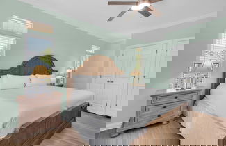 Photo 2 - Brzee Bungalow