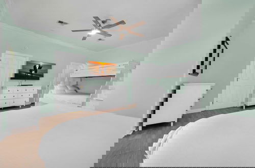Photo 8 - Brzee Bungalow