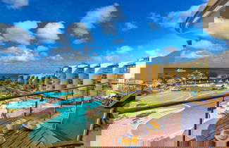 Foto 1 - Oceanfront Penthouse 4BR w Roof Top Deck w Jacuzzi Eagle Beach