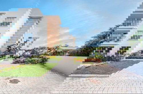 Foto 38 - Coral Beach by Blue Sky Luxury