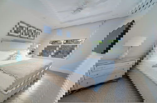Foto 6 - Coral Beach by Blue Sky Luxury