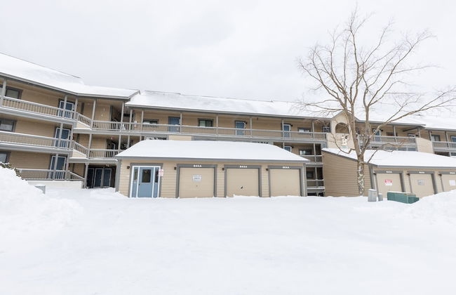 Seven Springs Stoneridge 3 BR Condo, Private Deck by RedAwning - Photo 30