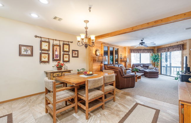 Seven Springs Stoneridge 3 BR Condo, Private Deck by RedAwning - Photo 21