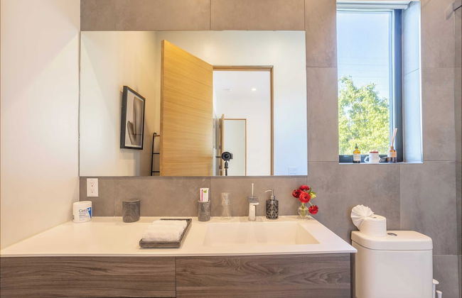 Luxe Weho Villa, Walk to Melrose Ave, Pool + Hot Tub North Vista by Avantstay - Foto 34