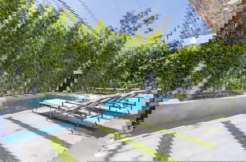 Foto 53 - North Vista by Avantstay Stylish Villa in Weho, Walk to Melrose, Pool+hot Tub