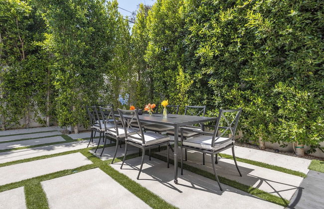 Luxe Weho Villa, Walk to Melrose Ave, Pool + Hot Tub North Vista by Avantstay - Foto 46