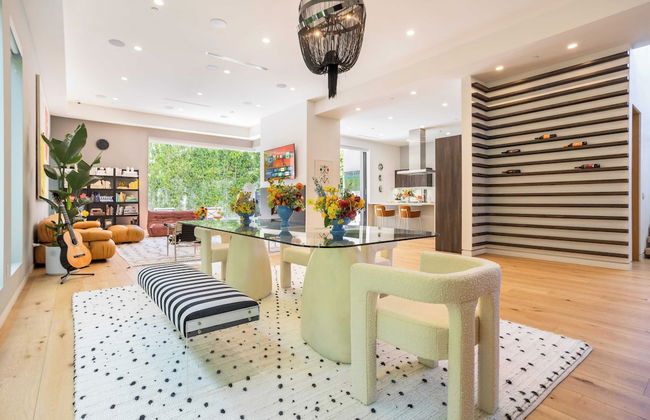 Luxe Weho Villa, Walk to Melrose Ave, Pool + Hot Tub North Vista by Avantstay - Foto 14