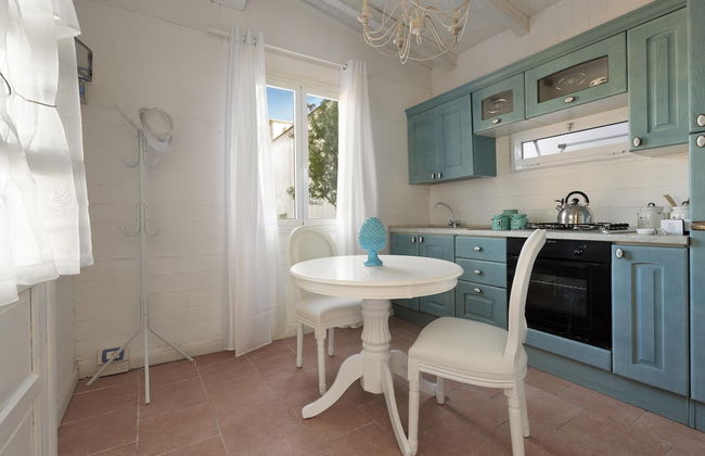 3716 Villetta White by Barbarhouse - Photo 16