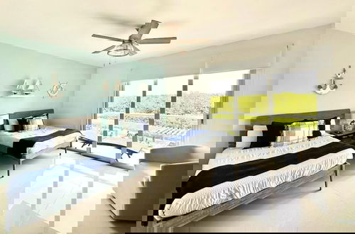 Photo 4 - Ov324n 2 Bedroom Condo by RedAwning