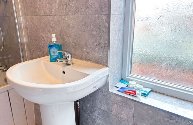 Lovely 2-bed Apartment in Birmingham - Foto 10