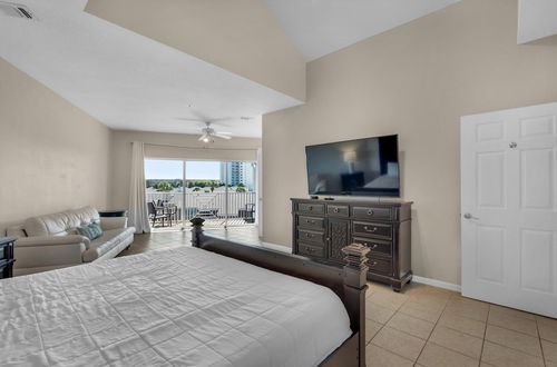 Photo 6 - Beach Haven- Beach Pointe 703