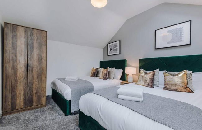 Host Apartments The Roscoe Coach House - Foto 2