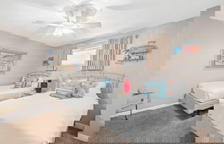 Foto 3 - Summerhouse Beach Resort by PHG