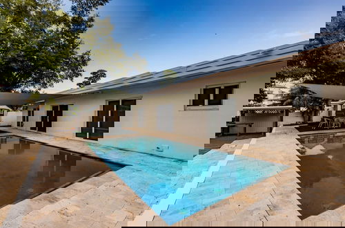 Foto 4 - Stylish Aventura Home With Pool on Intercostal