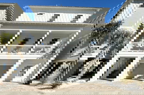 Foto 43 - Sugar Beach Retreat 4 Bedroom Home by RedAwning