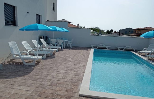 Noel - With Private Pool - A1-prizemlje - Foto 33