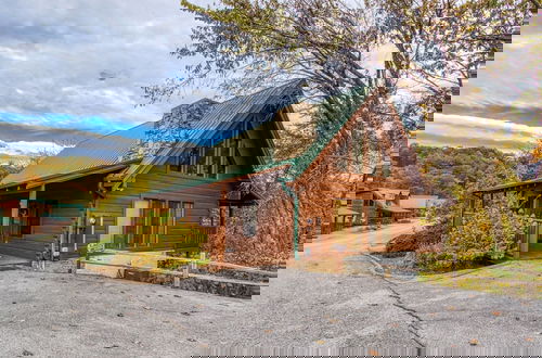 Foto 1 - Ern819 - Mountain Majesty - Great Location! Close To All The Action! 5 Bedroom Cabin by RedAwning