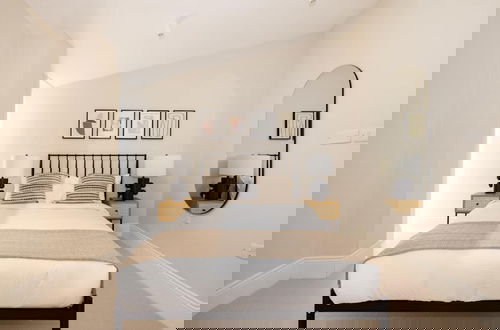 Foto 4 - The Tooting Hideout - Dazzling 3bdr Flat With Balcony