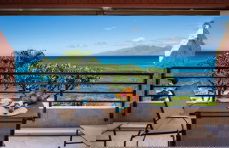 Foto 1 - Kuleana 409 Oceanfront 1 bedroom 1 bath condo 1 Condo by RedAwning